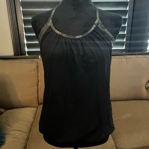 Lululemon tank with built in bra size 6